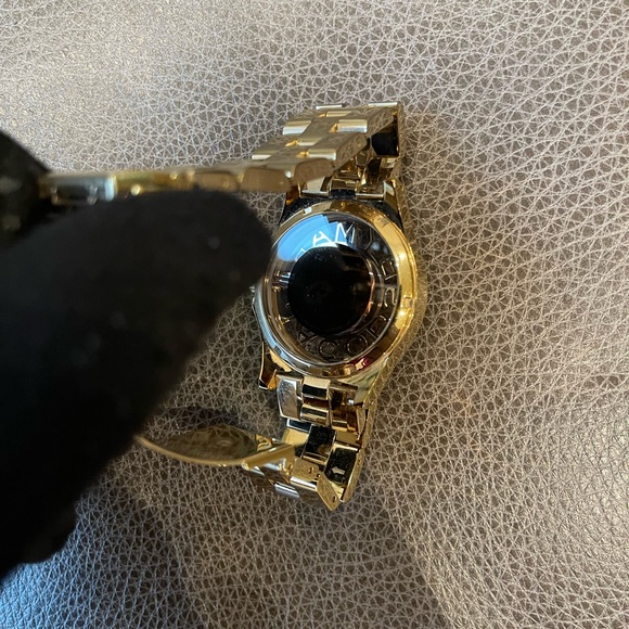 Marc by Marc Jacobs Watch - Picture 3 of 5